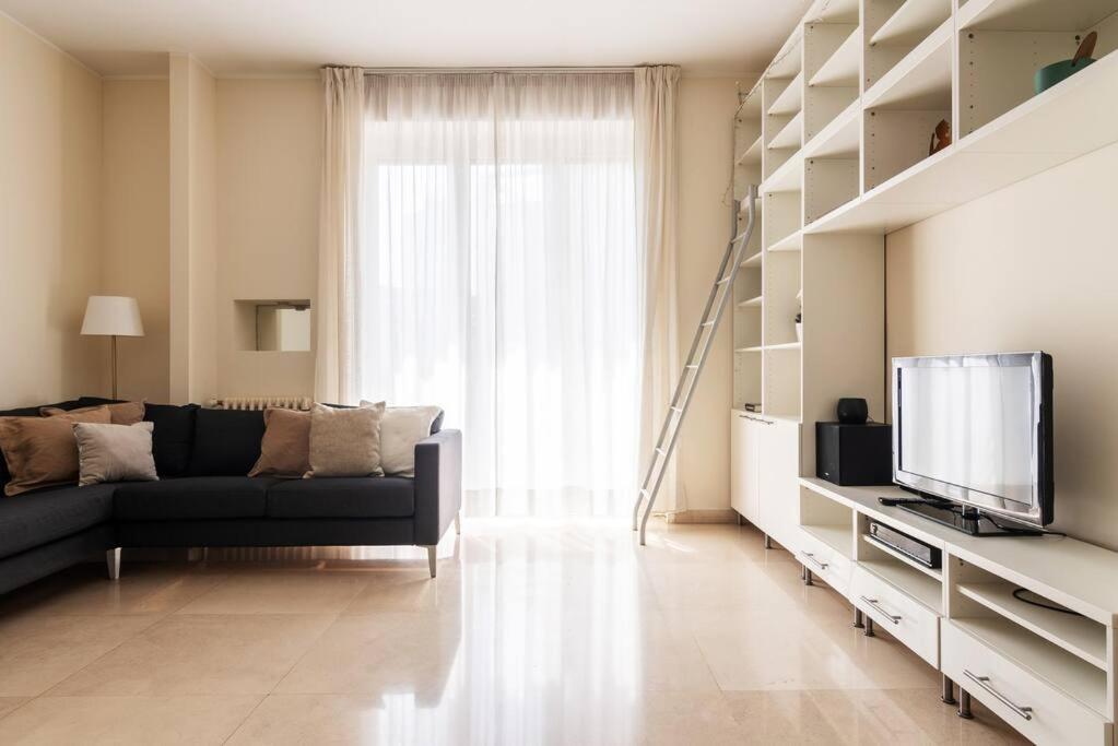 Pirelli - Flexyrent Wifi - A.C. Apartment Milan Exterior photo